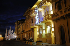  Hotel Playa  Виареджо